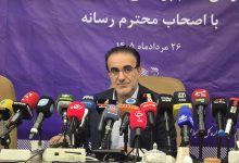 Photo of هشدار نظام پزشکی: ۵۳ درصد متخصصان در ۵ استان متمرکزند / مشکل نظام سلامت کمبود پزشک نیست